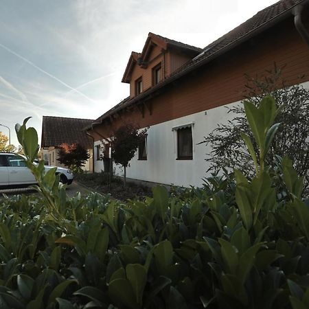 Pension Zum Paradies Harthausen  Εξωτερικό φωτογραφία
